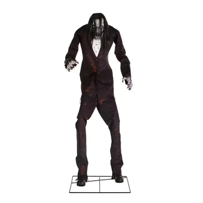 A person in a garment

Description automatically generated